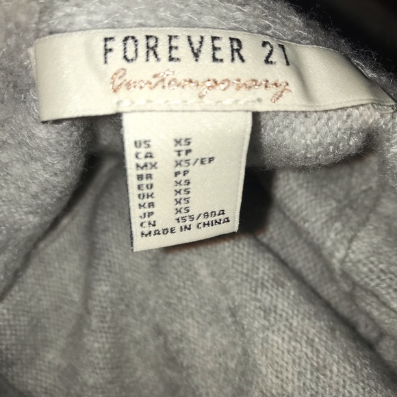 Open back sweater - Picture 4 of 4